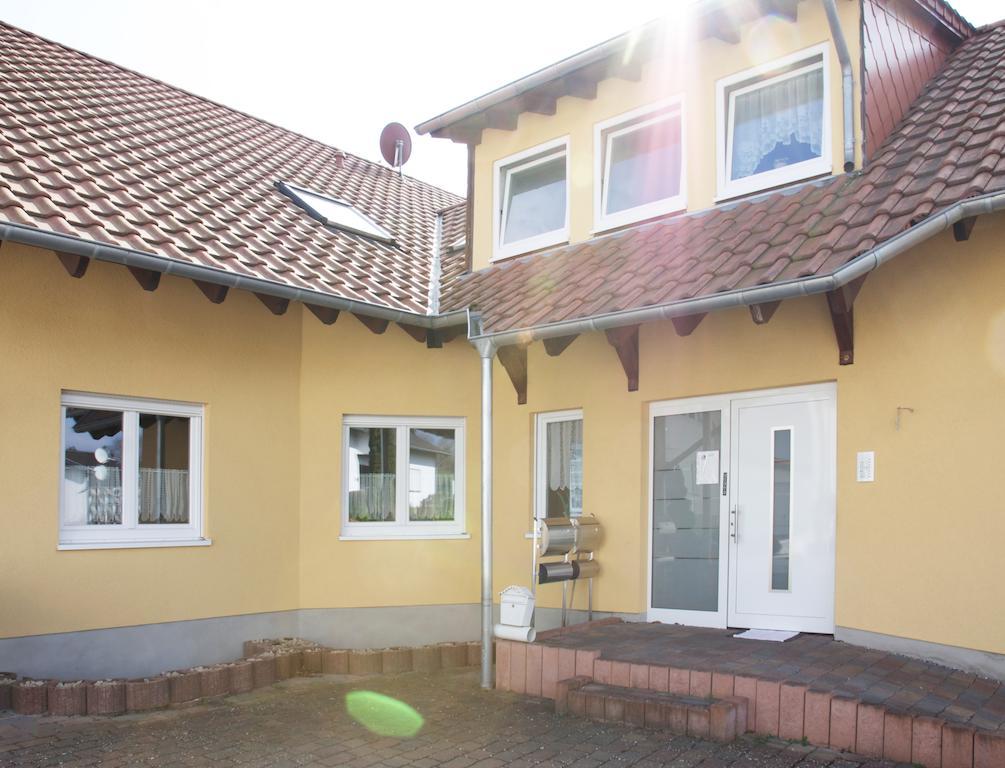 Ferienwohnungen Beckingen Bilik gambar